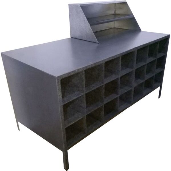 Верстак для обслуживания и ремонта СИЗОД с ячейками под баллоны